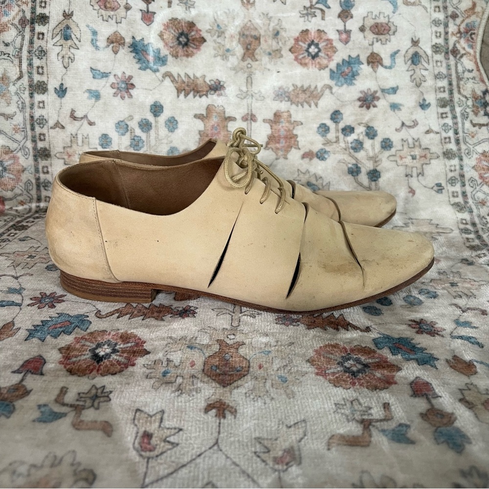 Hermes Richelieu Cream Suede Lace-Up Shoes - Picture 8 of 10